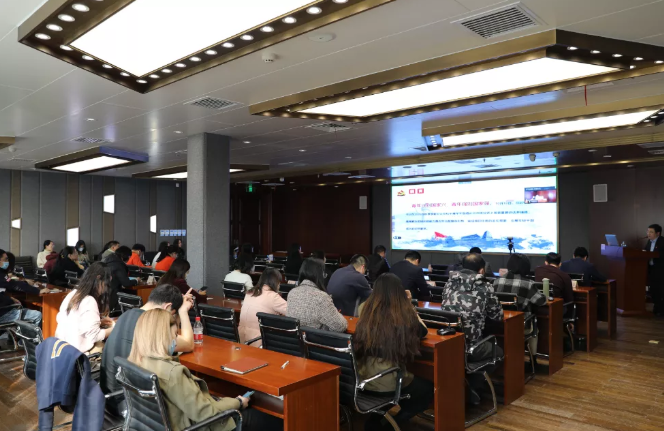 329bee36bfbb4289a999f8398d2f1041