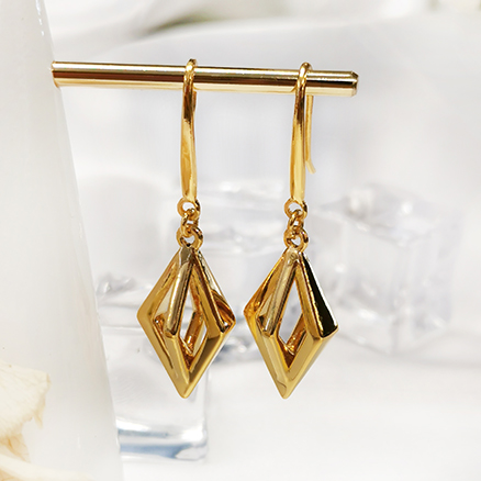 �ڲ�����Ϸ������(�й�)רҵ����,����Ϊ��