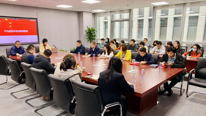 47d5b286fe8c4de49b01fb71a8146e68 47d5b286fe8c4de49b01fb71a8146e68